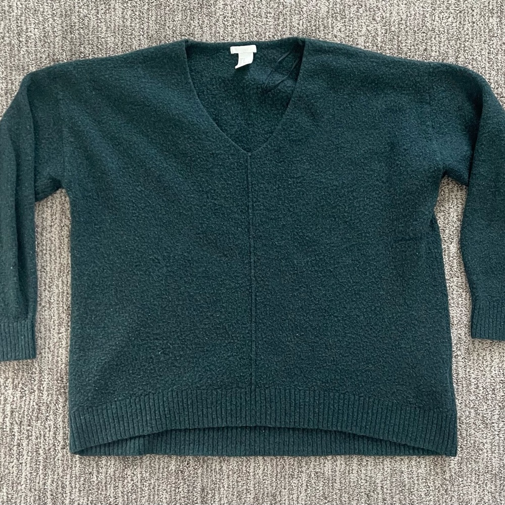 Women’s small green H&M sweater